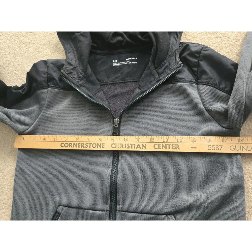 Boy's Youth Under Armour Cold Gear Storm Loose Full-Zip Jacket Size Medium